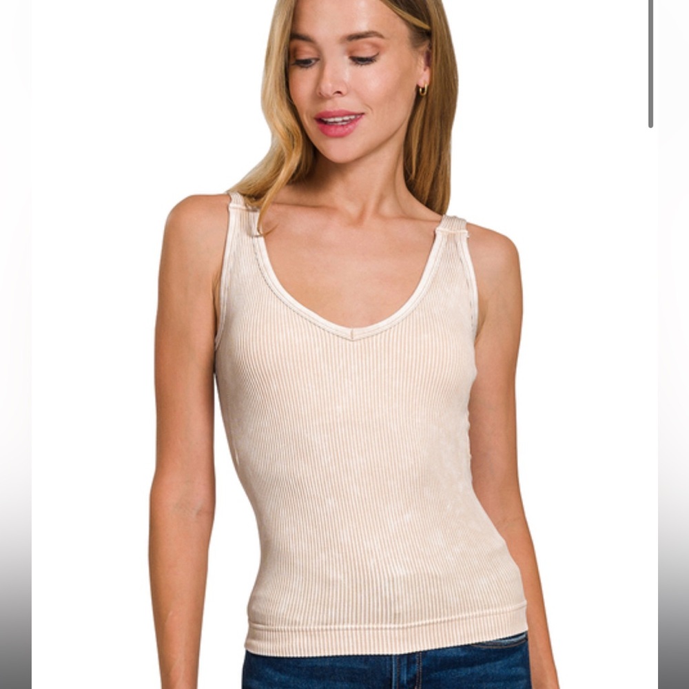 ZENANA STONE WASHED RIBBED SEAMLESS TANK TOP W BRA PAD SAND BEIGE S/M NWOT